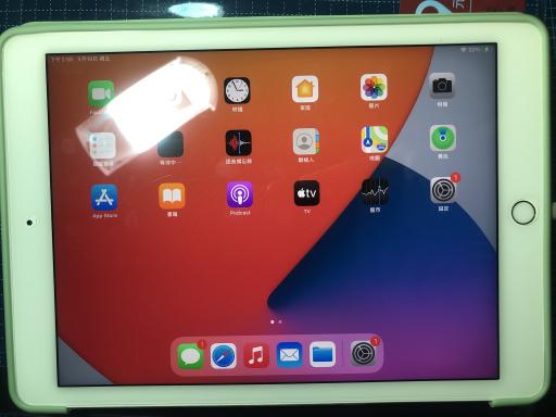 福利品)【APPLE】iPAD Air 2 9.7吋wifi版(顏色隨機) － 生活市集